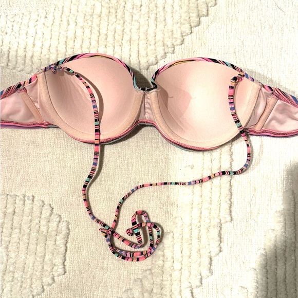 Multi color bikini top w/removable straps - Picture 3 of 3